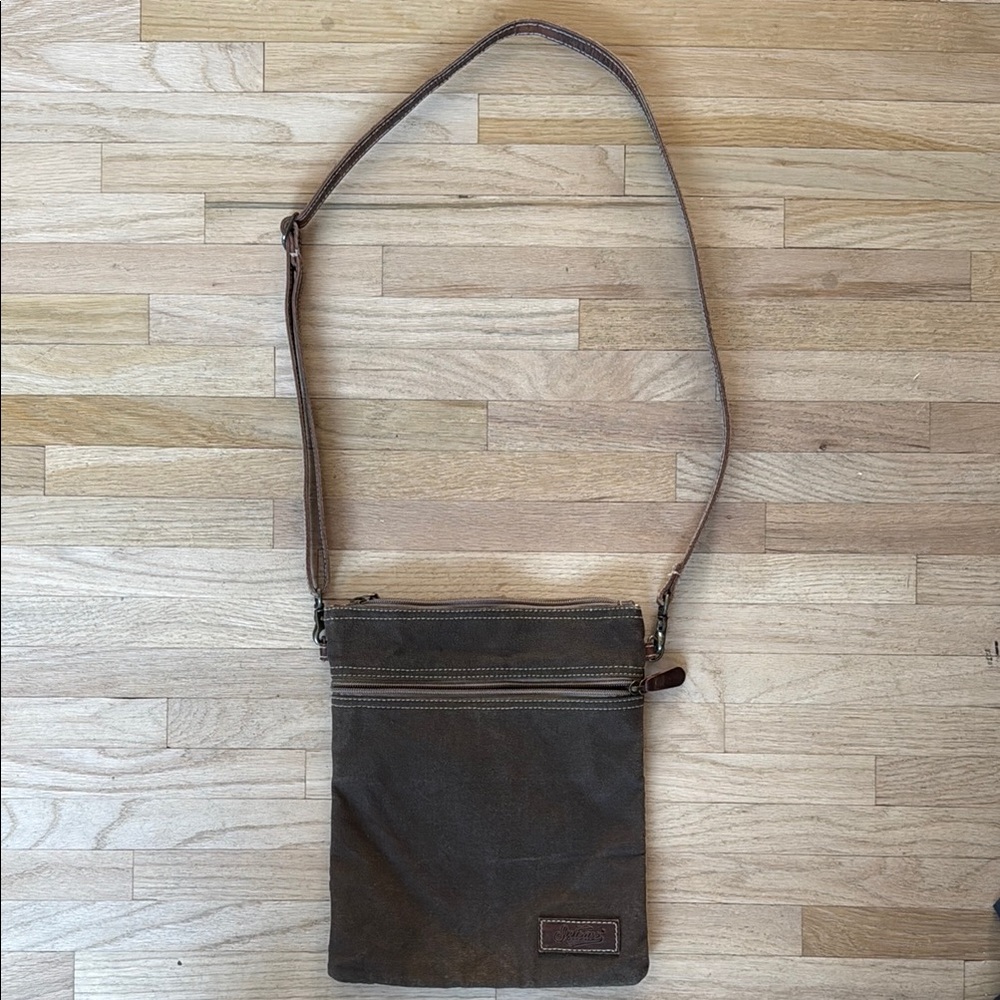 Sixtease Leather and Canvas Crossbody Bag – Two-Sided Design